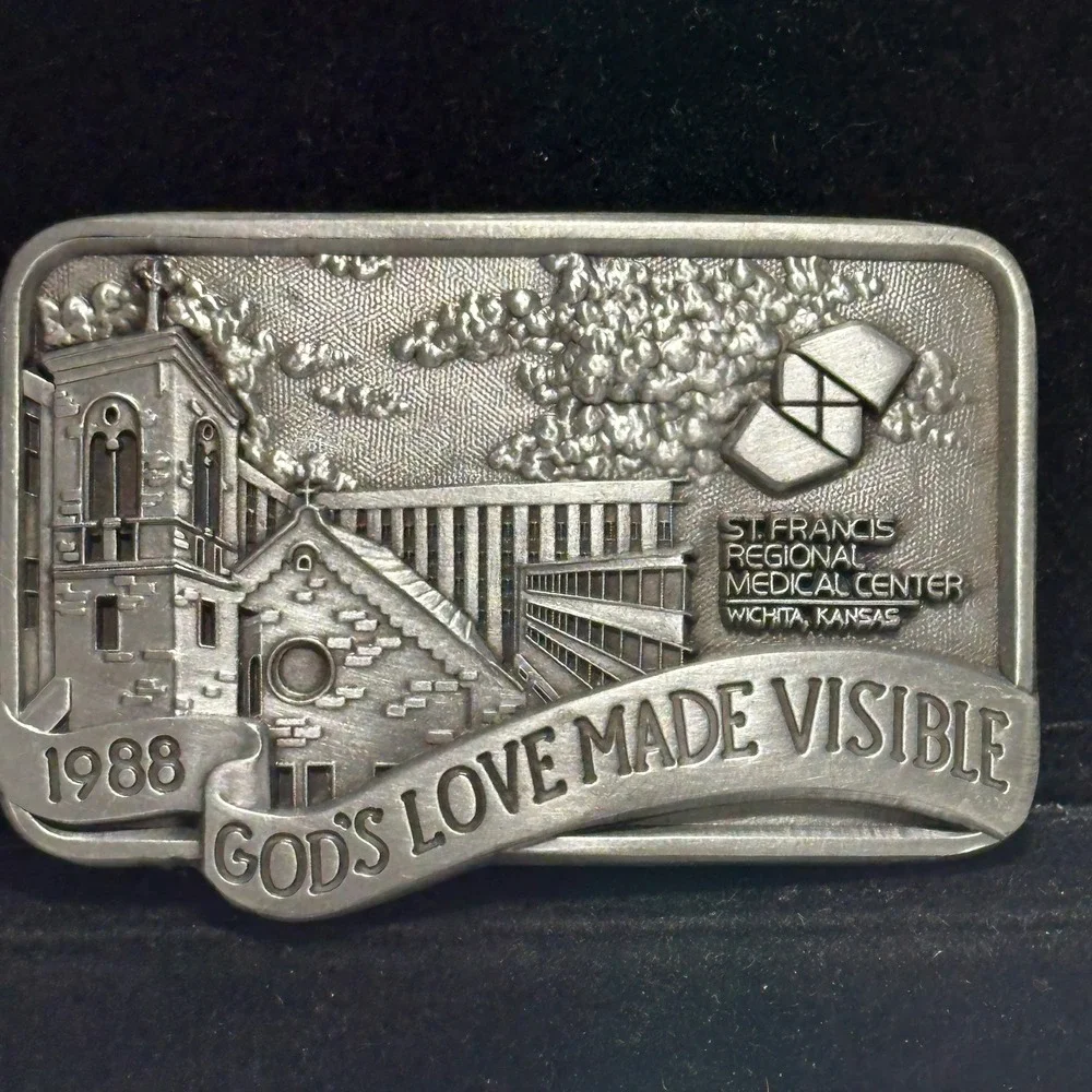 Vintage St Francis Hospital Wichita KS Limited Edition 268/1000 Medical Buckle